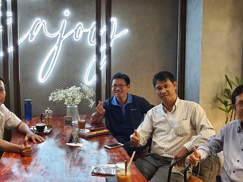 HOẠT ĐỘNG CAFE 1:1 - CÁC CEO