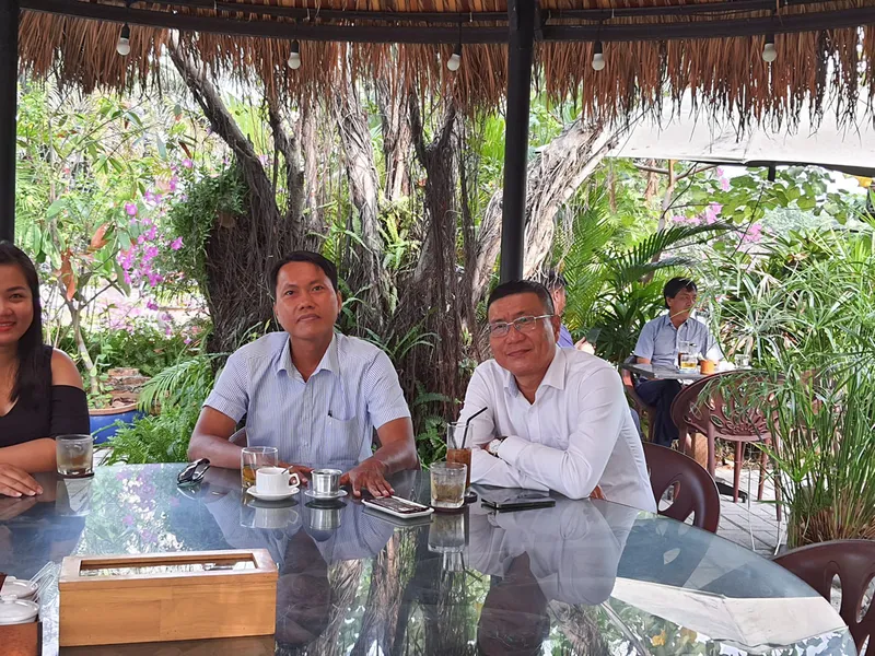 HOẠT ĐỘNG CÀ PHÊ GIAO LƯU & KẾT NỐI 1:1 - GIAM ĐỐC CHI NHÁNH NGÂN HÀNG CB BANK