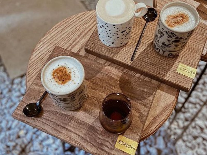 An có Lịch cà phê với Ngân Hàng