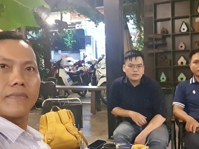 Buổi tối cà phê với các thành viên ban Thư Ký -> sẵn sàng hoạt động hỗ trợ kết nối cho các CEO DN sản xuất