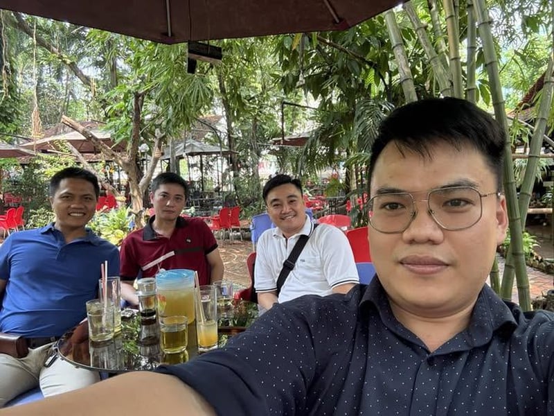 HOẠT ĐỘNG GIAO LƯU VỚI DOANH NGHIỆP GIA CÔNG MAY MẶC