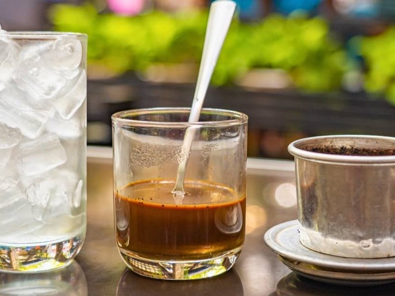 An có lịch cà phê 1:1 với DN