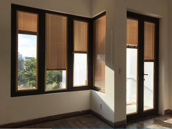 Giá rèm trong kính hộp phụ thuộc những yếu tố nào? Giá rèm trong kính hộp phụ thuộc những yếu tố nào?