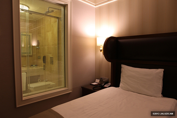 Rèm trong kính phù hợp với nhiều không gian trong công trình, mang nhiều tính năng khác nhau Rèm trong kính phù hợp với nhiều không gian trong công trình, mang nhiều tính năng khác nhau