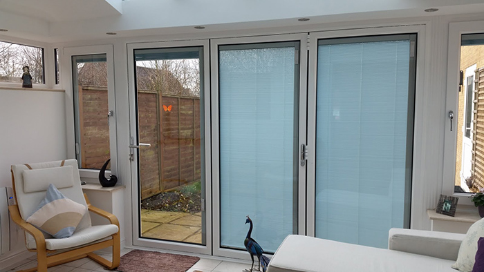 Thi công rèm trong kính hộp tại nhà, vừa an toàn, vừa có giá thành phải chăng.  Thi công rèm trong kính hộp tại nhà, vừa an toàn, vừa có giá thành phải chăng.