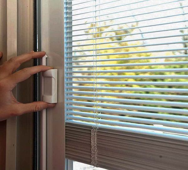 Cấu tạo của rèm trong kính hộp Cấu tạo của rèm trong kính hộp