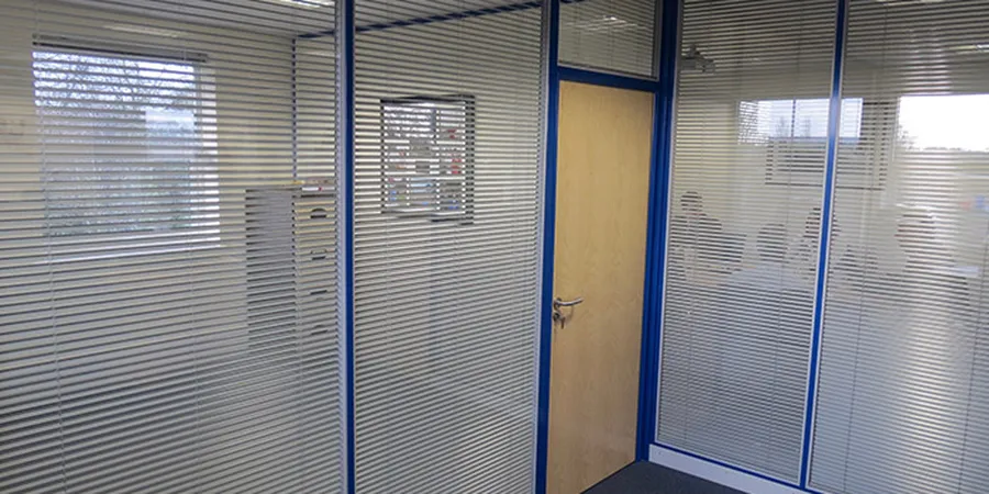 Tiêu chuẩn để chọn rèm trong kính hộp