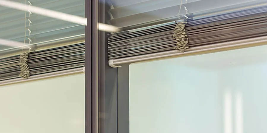 Đánh giá kính hộp có rèm dựa trên tiêu chuẩn nào?