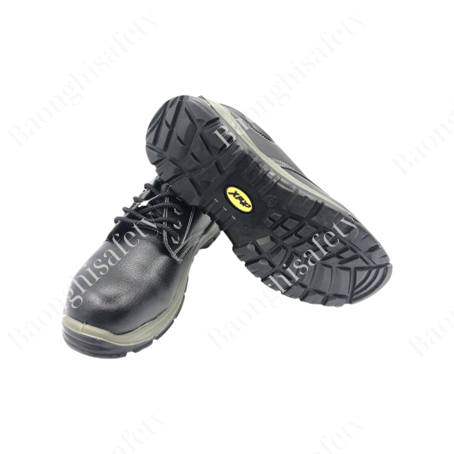 Giày bảo hộ lao động XP DL-01