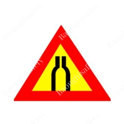 Biển số W.203 (a,b,c): Đường bị thu hẹp;