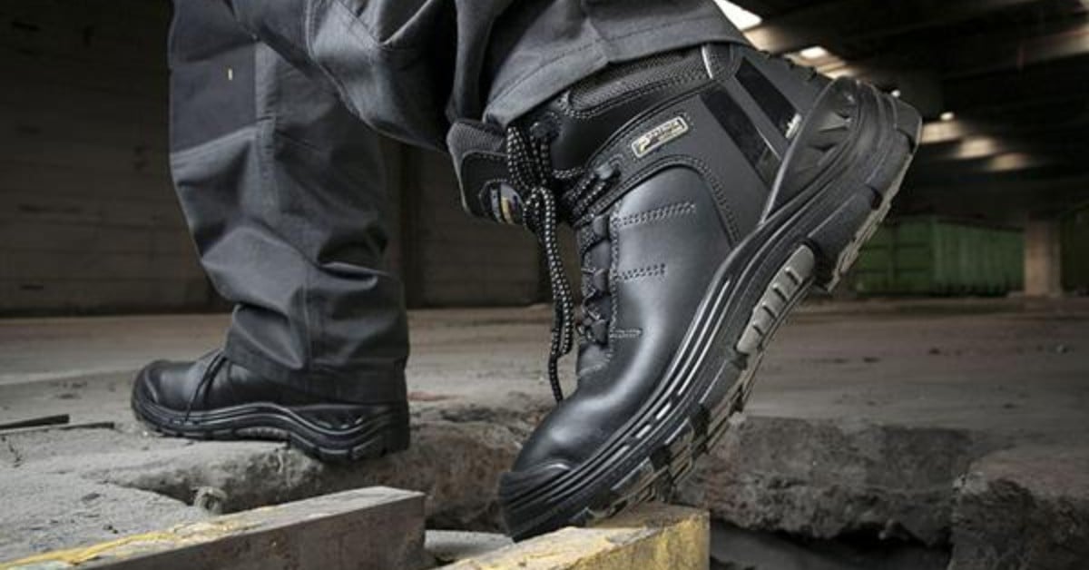Tiêu chuẩn chọn giày bảo hộ lao động