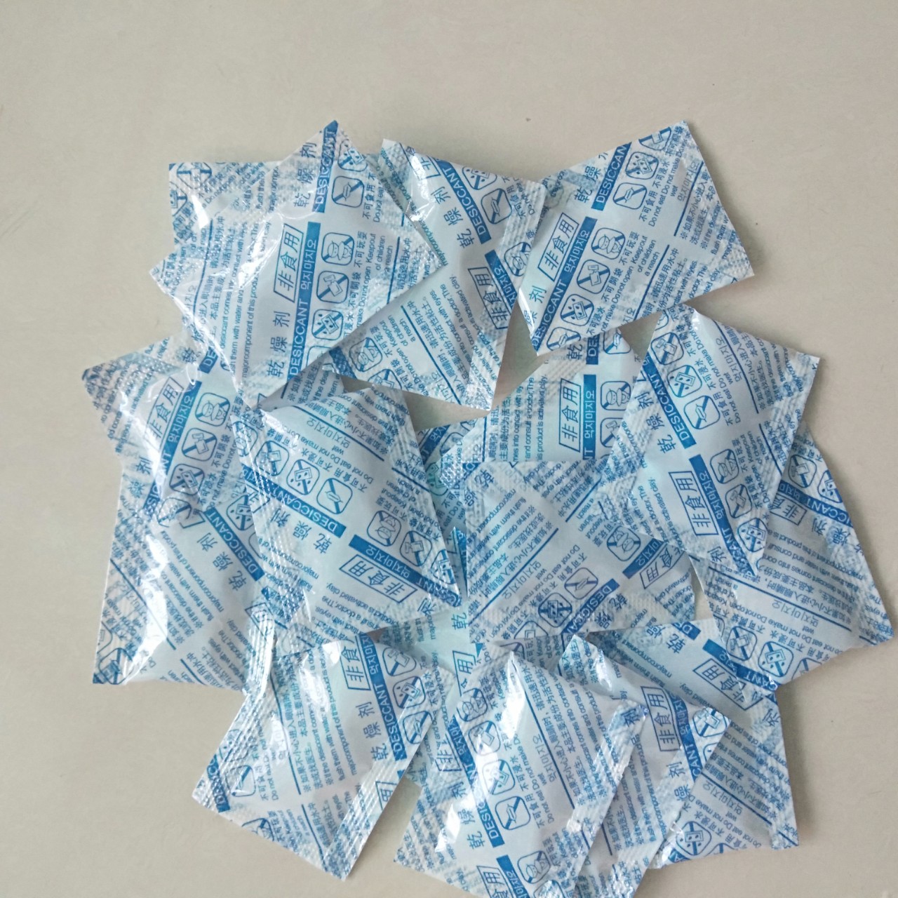 Túi hút ẩm Silica gel Túi hút ẩm Silica gel