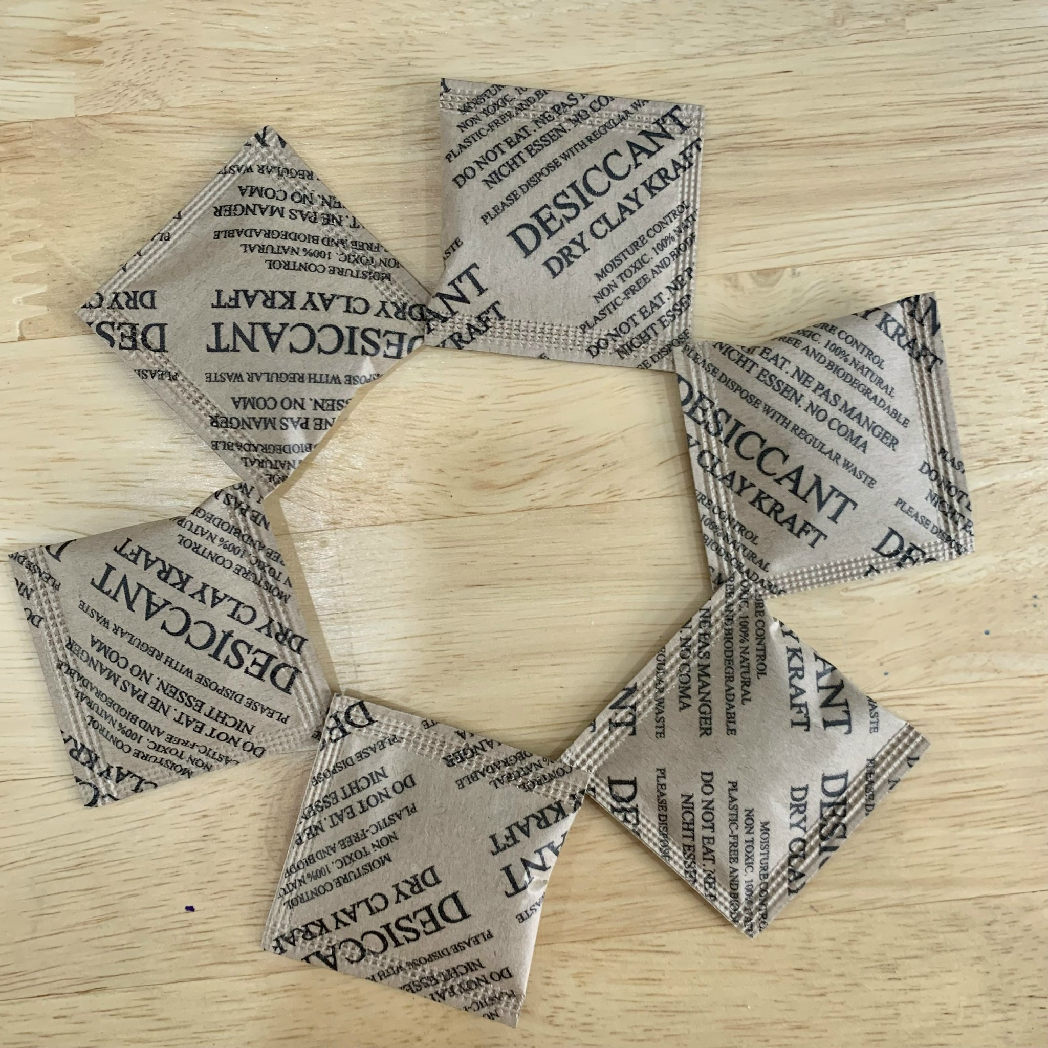 Gói hút ẩm Clay Kraft