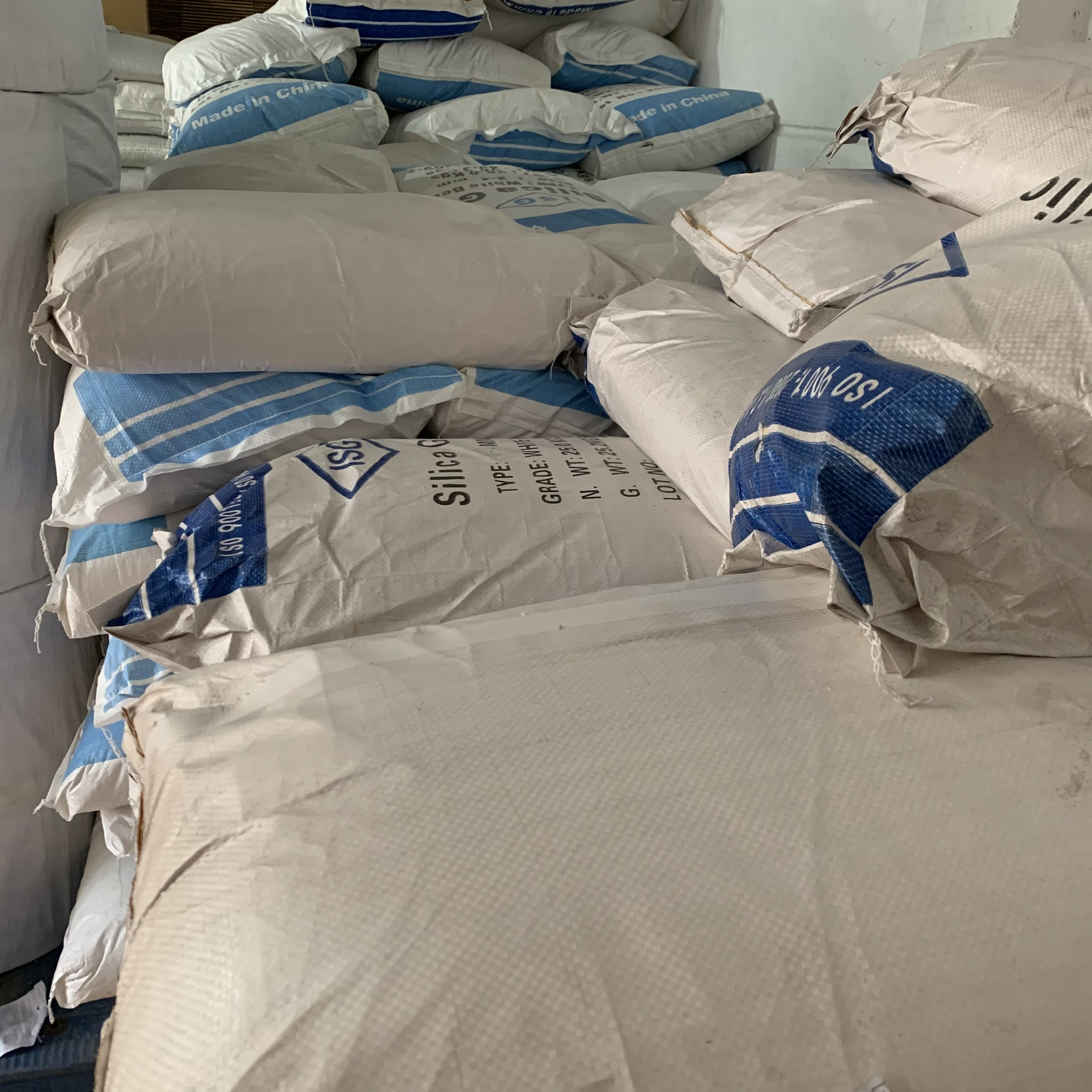 Hạt hút ẩm Silica gel Hạt hút ẩm Silica gel