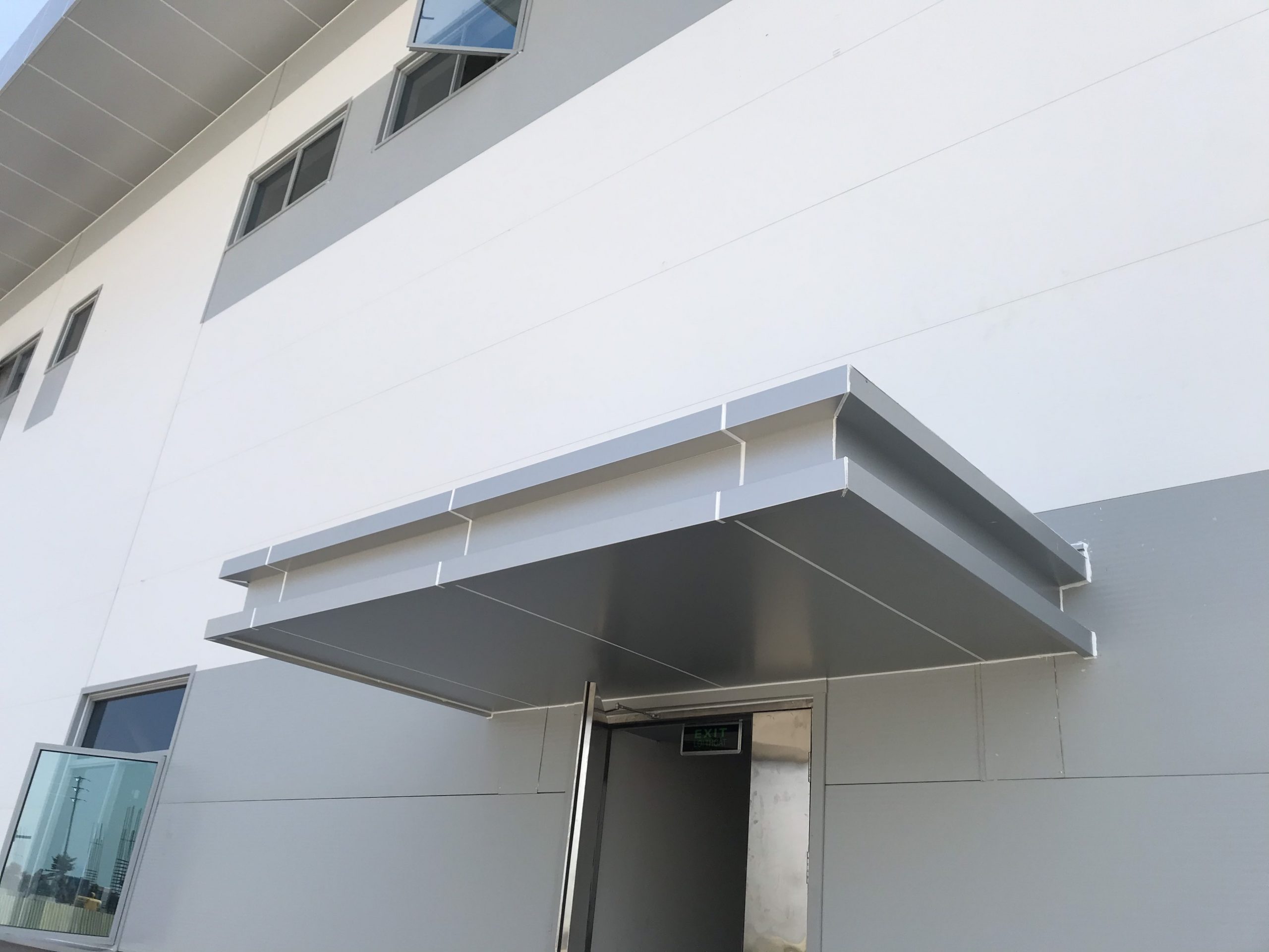 Dịch vụ thi công nhôm kính alu tại Biên Hòa Dịch vụ thi công nhôm kính alu tại Biên Hòa