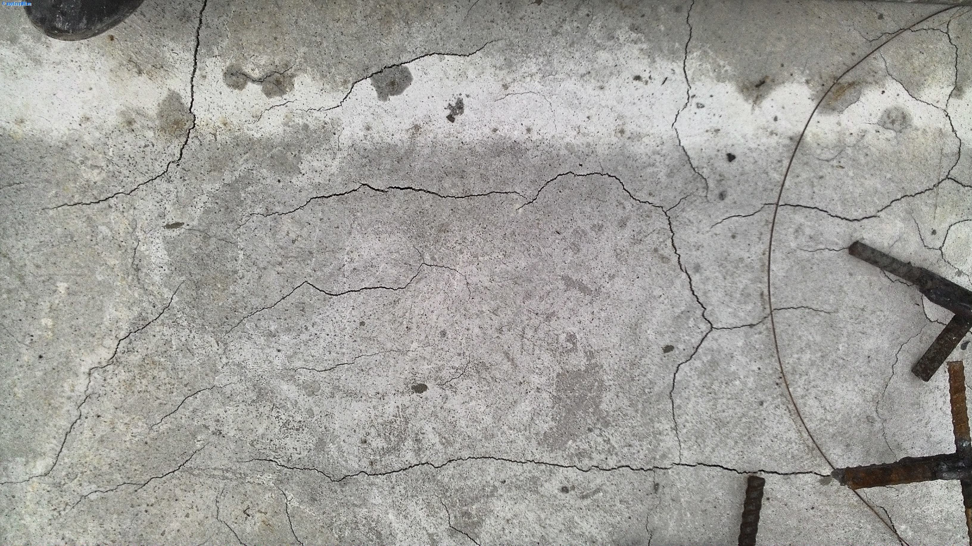 Xử lý sự cố nứt bê tông bằng phương pháp giảm nội lực của kết cấu Xử lý sự cố nứt bê tông bằng phương pháp giảm nội lực của kết cấu