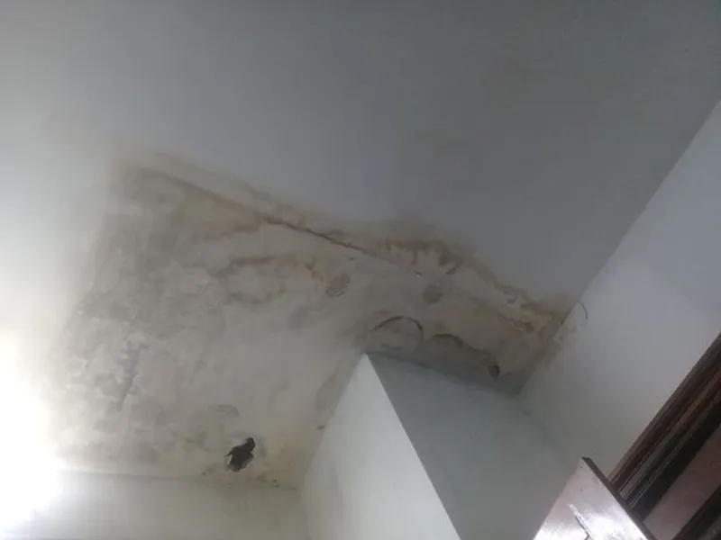 Đo kiểm tra thấm dột của lớp chống thấm trong sửa chữa nhà