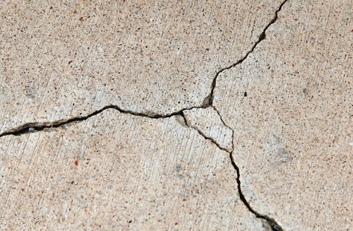 Xử Lý Sự Cố Nứt Bê Tông Bằng Phương Pháp Gia Cường Kết Cấu Xử Lý Sự Cố Nứt Bê Tông Bằng Phương Pháp Gia Cường Kết Cấu