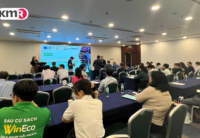 ỨNG DỤNG AI KIỂM SOÁT CHẤT LƯỢNG SẢN PHẨM VÀ TỰ ĐỘNG HÓA TRONG SẢN XUẤT THỰC PHẨM ỨNG DỤNG AI KIỂM SOÁT CHẤT LƯỢNG SẢN PHẨM VÀ TỰ ĐỘNG HÓA TRONG SẢN XUẤT THỰC PHẨM