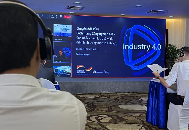 HỘI THẢO “KINH NGHIỆM QUỐC TẾ VỀ CHUYỂN ĐỔI SỐ VÀ CÔNG NGHIỆP 4.0 CHO DOANH NGHIỆP NHỎ VÀ VỪA” NGÀY 21-3-2023 DO CỤC PHÁT TRIỂN DN PHỐI HỢP VỚI TỔ CHỨC HỢP TÁC QUỐC TẾ ĐỨC (GIZ)  HỘI THẢO “KINH NGHIỆM QUỐC TẾ VỀ CHUYỂN ĐỔI SỐ VÀ CÔNG NGHIỆP 4.0 CHO DOANH NGHIỆP NHỎ VÀ VỪA” NGÀY 21-3-2023 DO CỤC PHÁT TRIỂN DN PHỐI HỢP VỚI TỔ CHỨC HỢP TÁC QUỐC TẾ ĐỨC (GIZ)