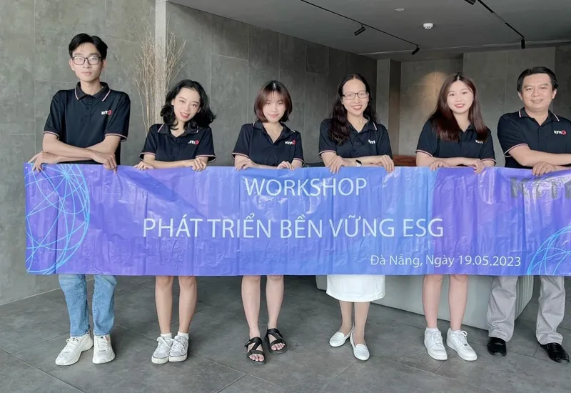 PHÁT TRIỂN BỀN VỮNG ESG PHÁT TRIỂN BỀN VỮNG ESG