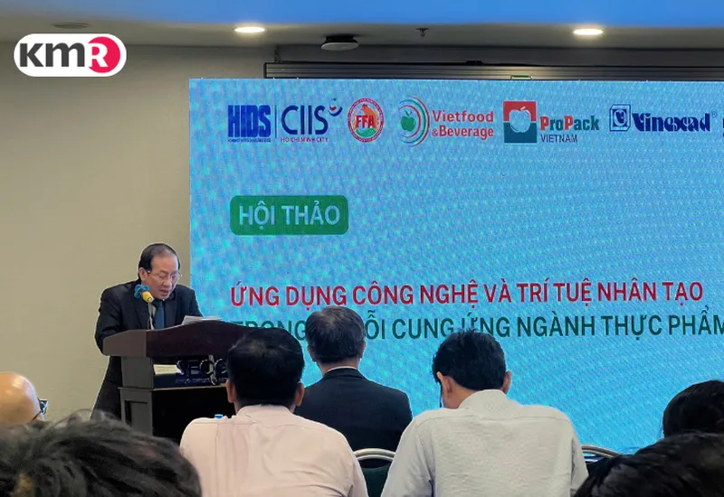 HỘI THẢO: ỨNG DỤNG CÔNG NGHỆ VÀ TRÍ TUỆ NHÂN TẠO TRONG CHUỖI CUNG ỨNG NGÀNH THỰC PHẨM NGÀY 07/08/2025 HỘI THẢO: ỨNG DỤNG CÔNG NGHỆ VÀ TRÍ TUỆ NHÂN TẠO TRONG CHUỖI CUNG ỨNG NGÀNH THỰC PHẨM NGÀY 07/08/2025