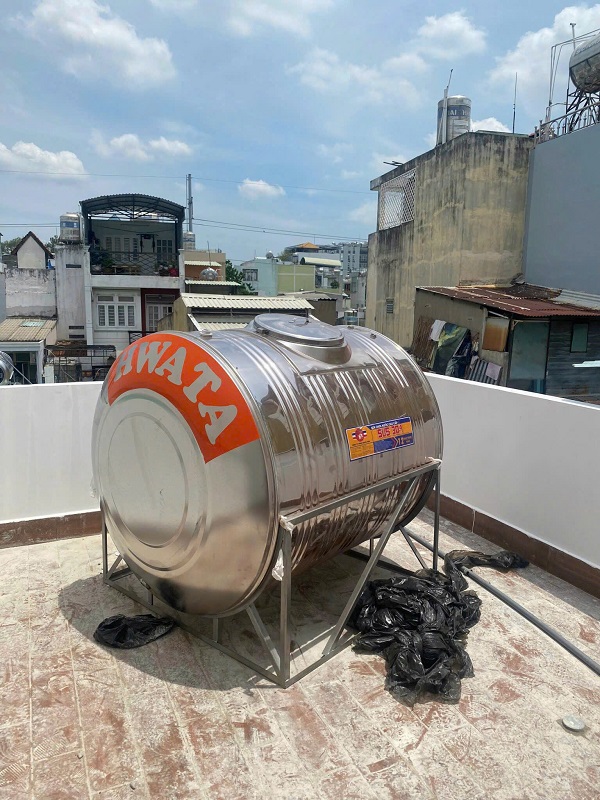 Bồn inox Hwata 1,500L Ngang, Inox SUS 304 BH 12 năm Bồn inox Hwata 1,500L Ngang, Inox SUS 304 BH 12 năm