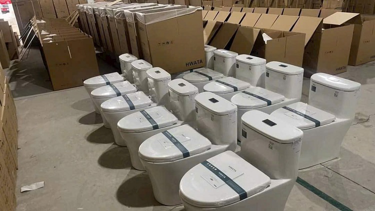 Kho Bồn cầu Hwata tại KCN Tân Bình Hồ Chí Minh Kho Bồn cầu Hwata tại KCN Tân Bình Hồ Chí Minh