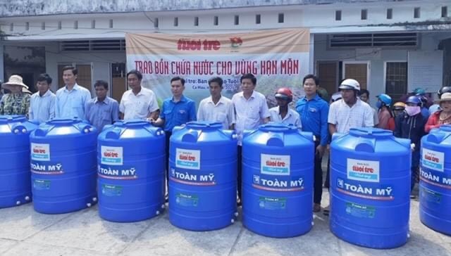 Bồn Nhựa Toàn Mỹ hỗ trợ bà con miền Tây Ngập Mặn Bồn Nhựa Toàn Mỹ hỗ trợ bà con miền Tây Ngập Mặn
