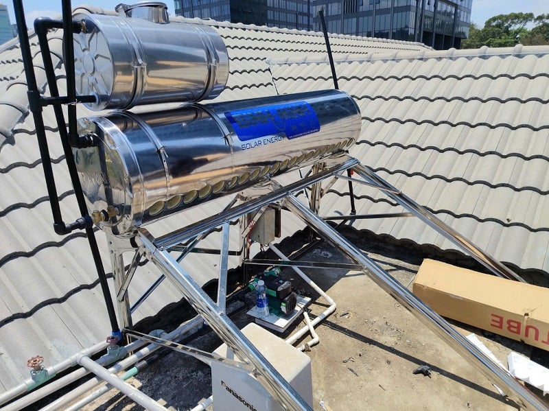 Lắp Bồn phụ cho máy nước nóng NLMT 200L Lắp Bồn phụ cho máy nước nóng NLMT 200L