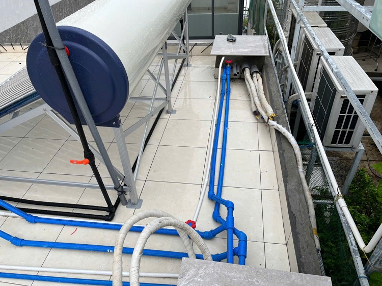 máy nước nóng năng lượng mặt trời 300 lít máy nước nóng năng lượng mặt trời 300 lít