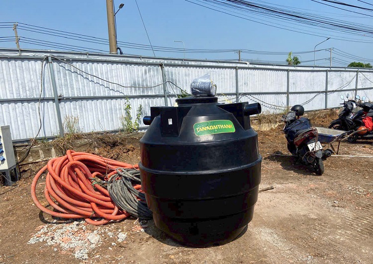 Giao Bồn tự hoại Đại Thành 1000L tại Hồ Chí Minh Giao Bồn tự hoại Đại Thành 1000L tại Hồ Chí Minh