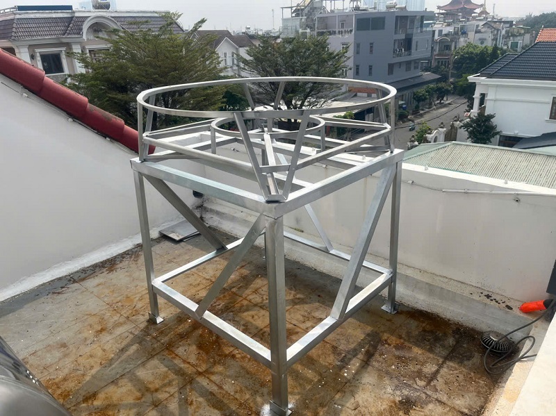 Hàn chân kẽm Bồn nước inox 2000L tại quận Bình Tân Hàn chân kẽm Bồn nước inox 2000L tại quận Bình Tân