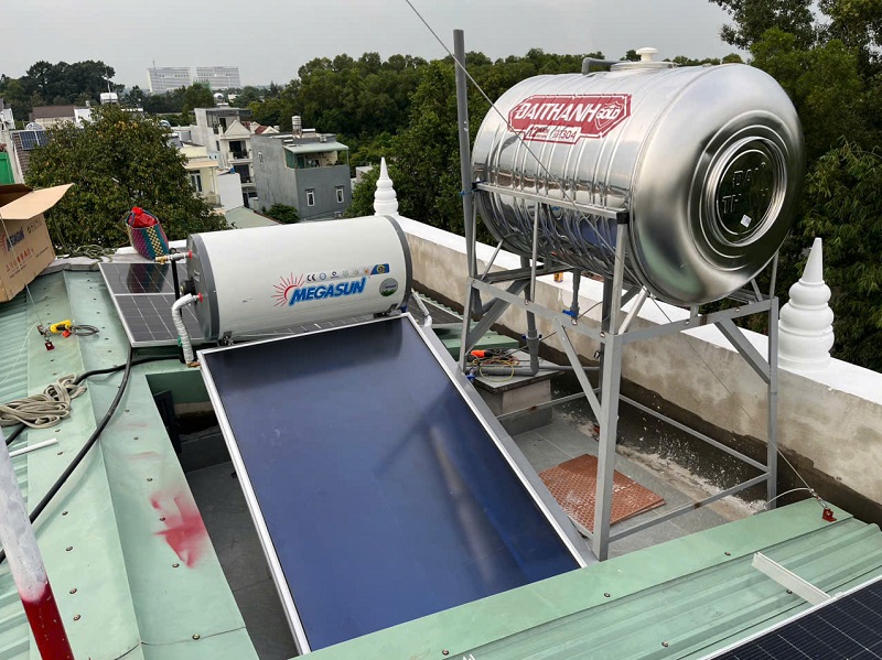 Hoàn thiện Máy nước nóng mặt trời Tấm Phẳng Megasun Hoàn thiện Máy nước nóng mặt trời Tấm Phẳng Megasun