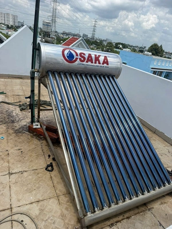 Thay Bình bảo ôn Máy nước nóng mặt trời OSAKA Thay Bình bảo ôn Máy nước nóng mặt trời OSAKA