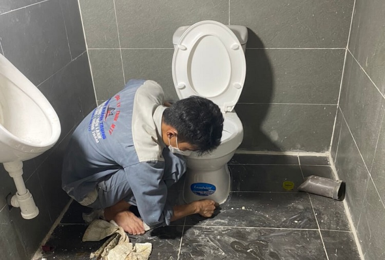 Lắp đặt và sữa chữa bồn cầu vệ sinh Lắp đặt và sữa chữa bồn cầu vệ sinh
