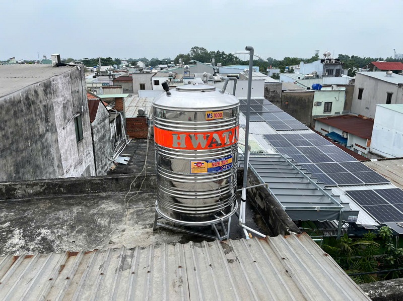 Lắp đặt hoàn thiện Bồn nước inox 304 Hwata 1000L Đứng Lắp đặt hoàn thiện Bồn nước inox 304 Hwata 1000L Đứng