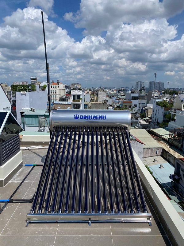 Lắp Máy nước nóng mặt trời Bình Minh 180L-18 ống tại Gò Vấp Lắp Máy nước nóng mặt trời Bình Minh 180L-18 ống tại Gò Vấp