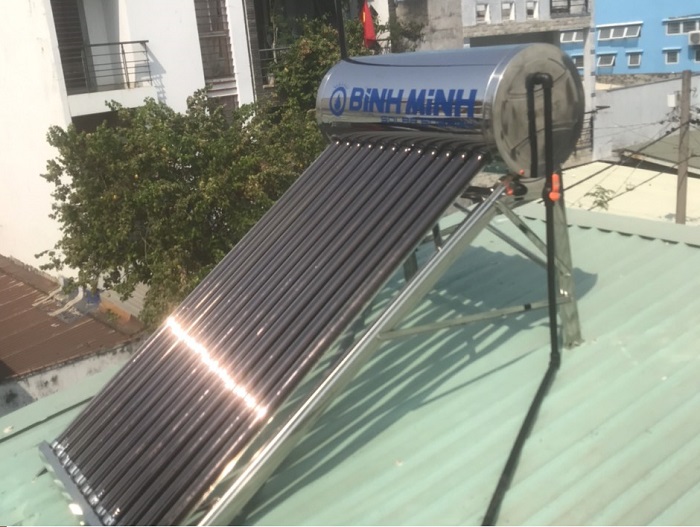 Máy nước nóng năng lượng mặt trời Bình Minh được nhiều khách hàng tin dùng Máy nước nóng năng lượng mặt trời Bình Minh được nhiều khách hàng tin dùng