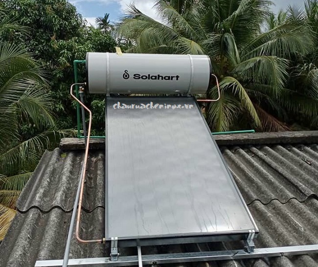 Lắp máy nước nóng Solahart sunheat trên mái nghiêng Lắp máy nước nóng Solahart sunheat trên mái nghiêng
