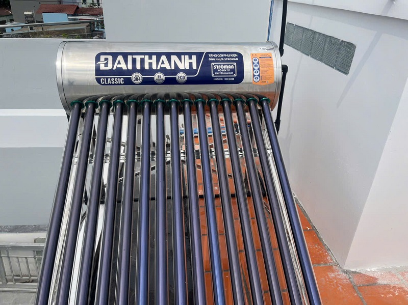 Máy nước nóng mặt trời Đại Thành 160L-15 ống F58 Máy nước nóng mặt trời Đại Thành 160L-15 ống F58