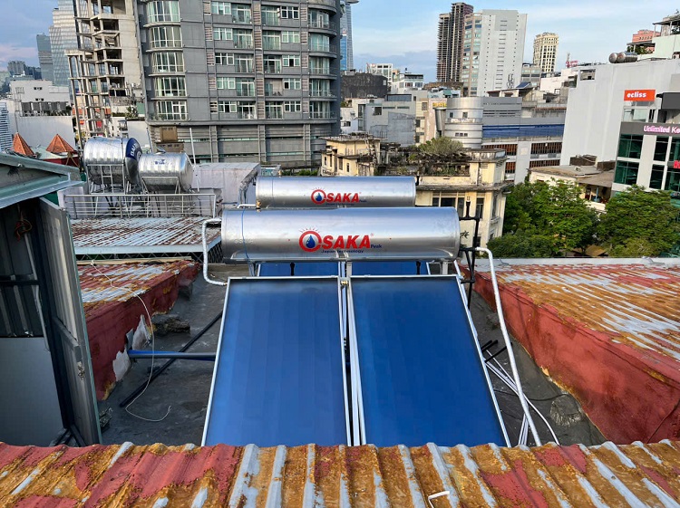 Máy nước nóng mặt trời Osaka 320L- dạng tấm tại HCM Máy nước nóng mặt trời Osaka 320L- dạng tấm tại HCM