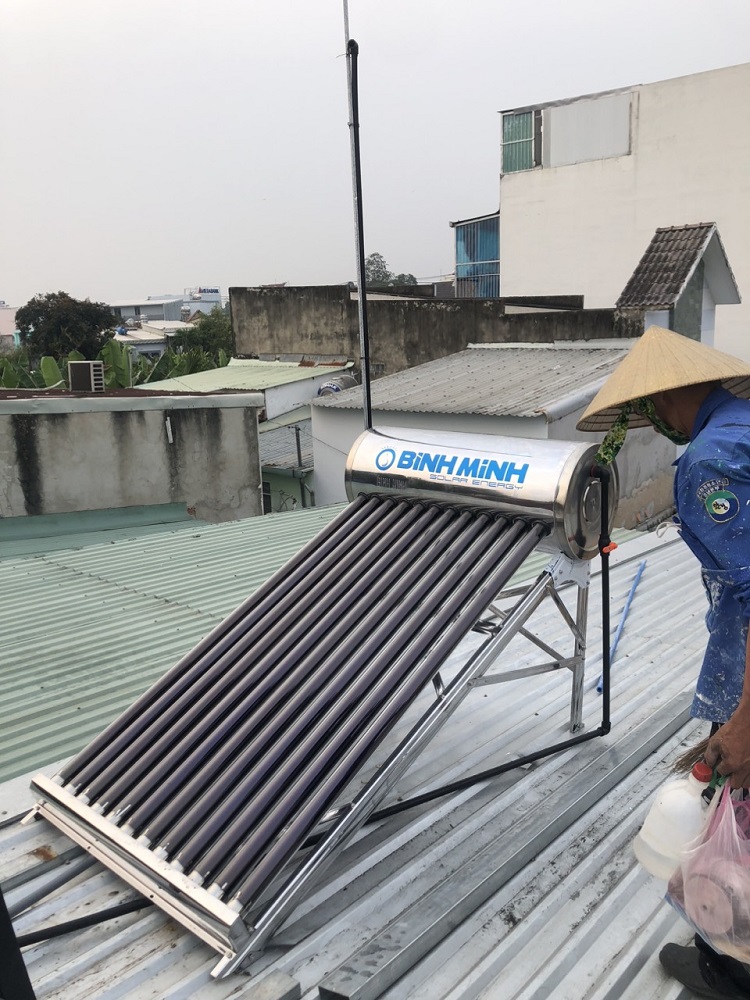 Máy nước nóng Bình Minh 130l-12 ống F58 Chính hãng Máy nước nóng Bình Minh 130l-12 ống F58 Chính hãng