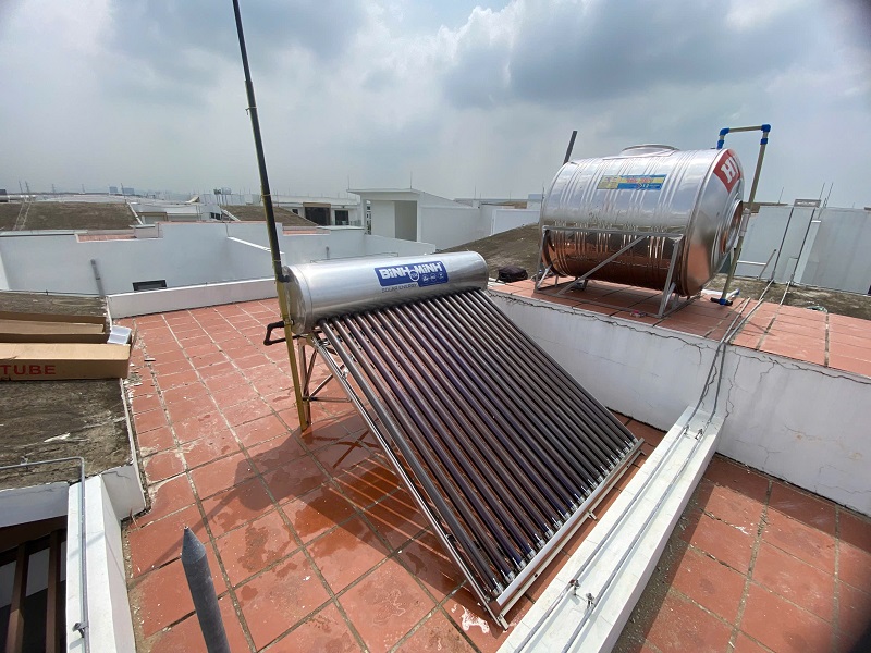 Lắp đặt và bàn giao Máy nước nóng Bình Minh tại Thủ Đức Lắp đặt và bàn giao Máy nước nóng Bình Minh tại Thủ Đức