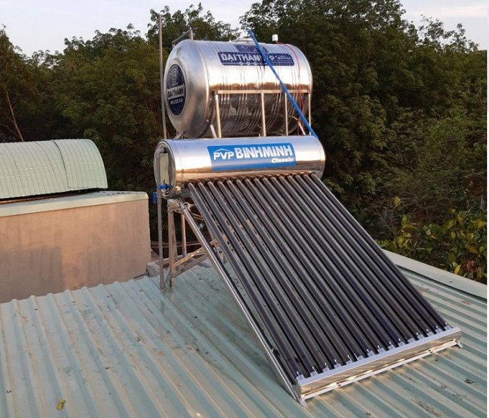 Lắp máy nước nóng mặt trời Bình Minh trên mái tôn Lắp máy nước nóng mặt trời Bình Minh trên mái tôn