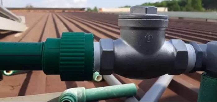 Máy nước nóng mặt trời không nóng do van 1 chiều nhả nước Máy nước nóng mặt trời không nóng do van 1 chiều nhả nước