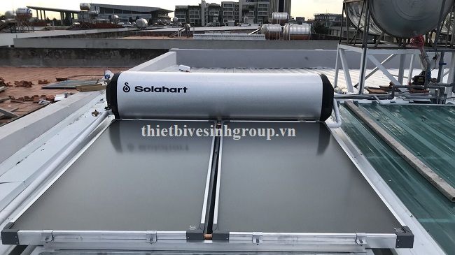 Lắp máy nước nóng mặt trời Solahart 300 lít Lắp máy nước nóng mặt trời Solahart 300 lít