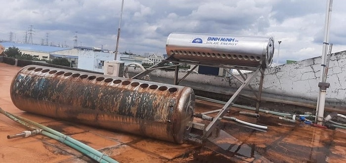 Thay Bình Bảo Ôn máy nước nóng năng lượng mặt trời Thay Bình Bảo Ôn máy nước nóng năng lượng mặt trời
