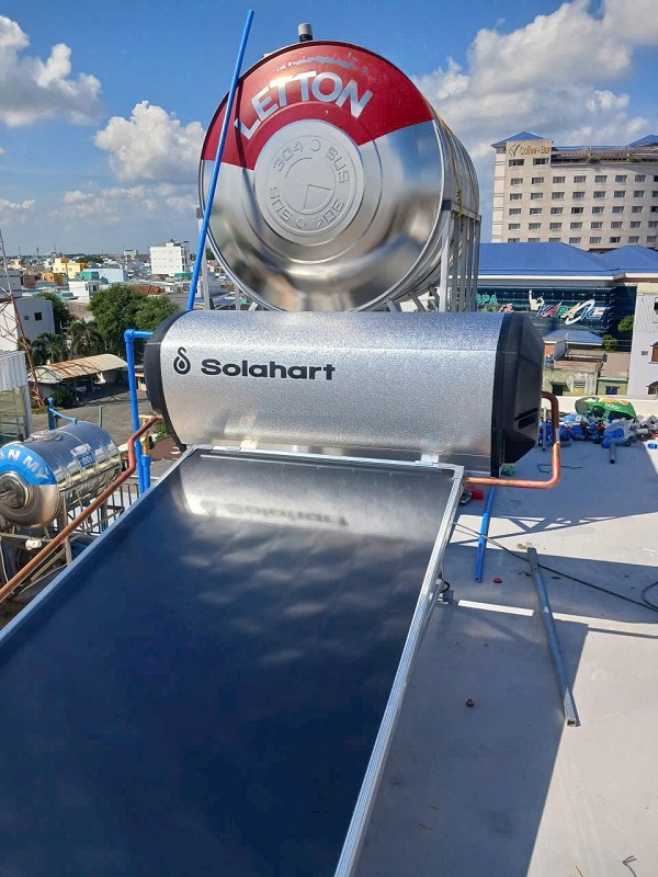 Máy NLMT Tấm phẳng Solahart có Bình bảo ôn Chịu Áp 8 BAR Máy NLMT Tấm phẳng Solahart có Bình bảo ôn Chịu Áp 8 BAR