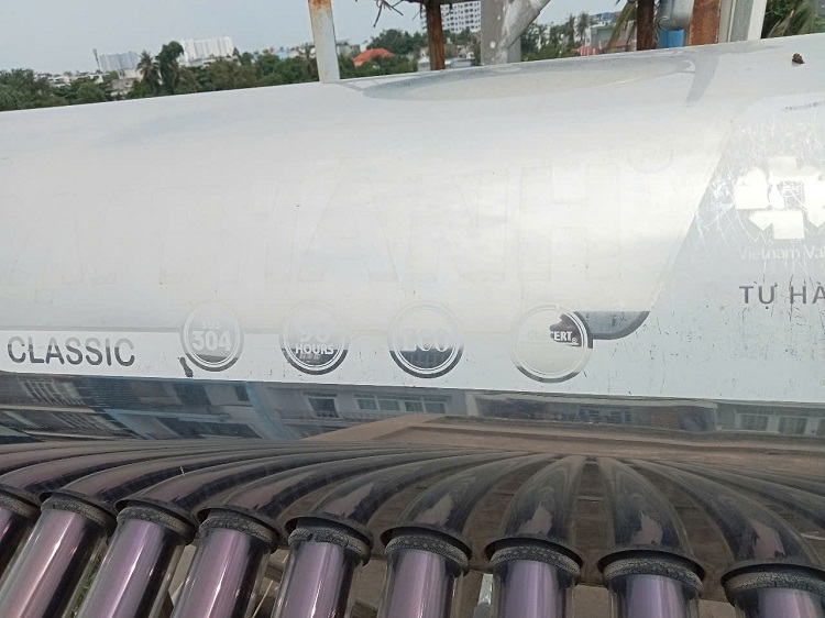 Tháo Bình cũ Cẩn thận, An toàn Tháo Bình cũ Cẩn thận, An toàn